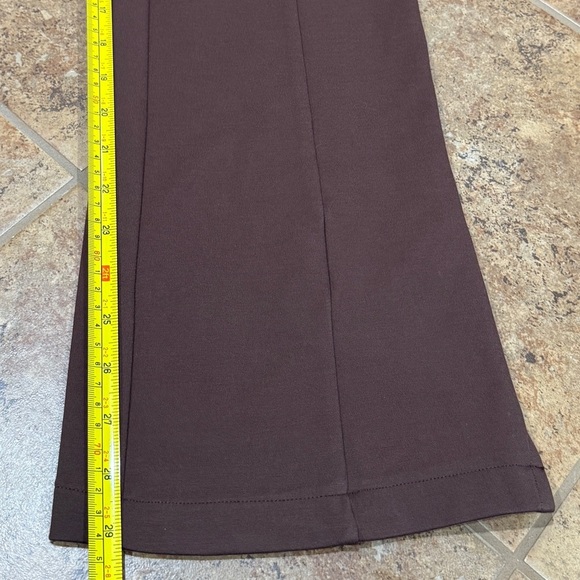 NWT Abercrombie & Fitch Ponte Knit Split-Hem Flare Pant Medium M Brown Pull On - Picture 8 of 9